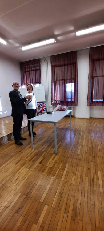 L.I.T.E. (Learn IT English)